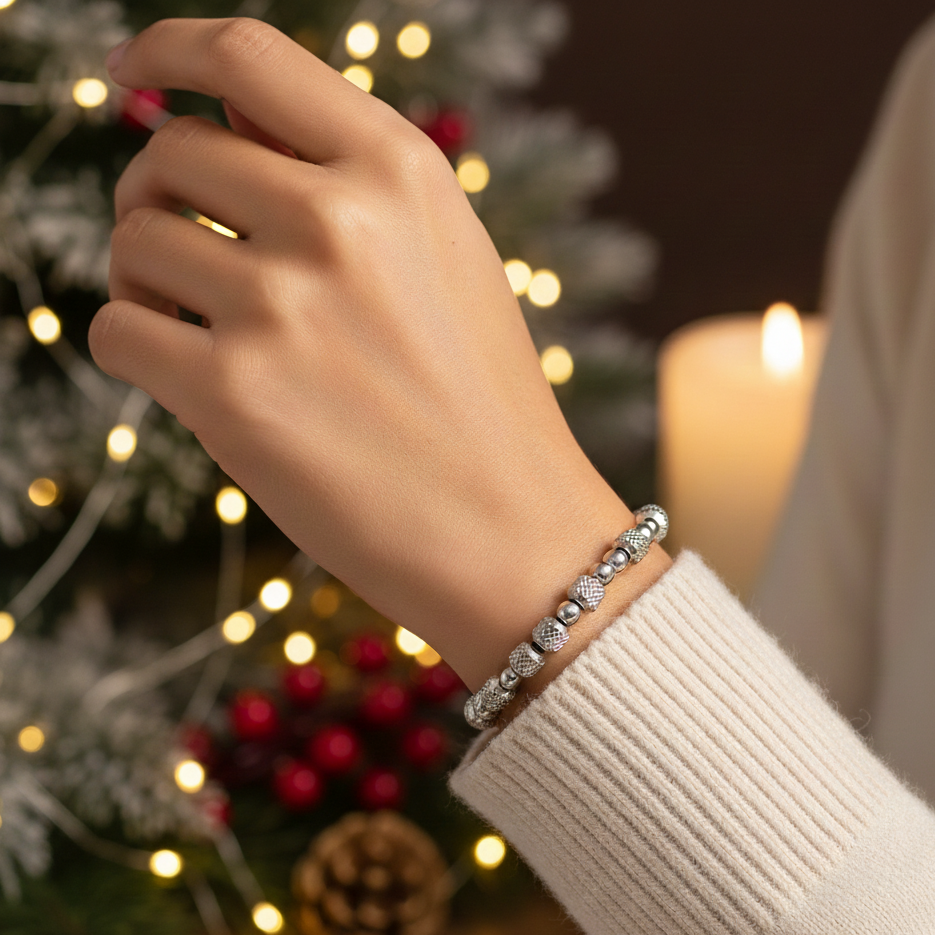 CASUAL SIMPLE STYLE ROUND TITANIUM STEEL COLOR 18K GOLD PLATED BRACELETS IN BULK J-