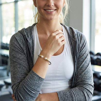 Aurelie two tone bangle with Pearl